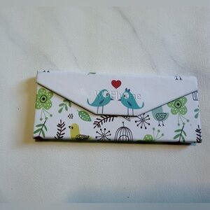 Nature-Inspired Glasses Case with Bird and Floral Design